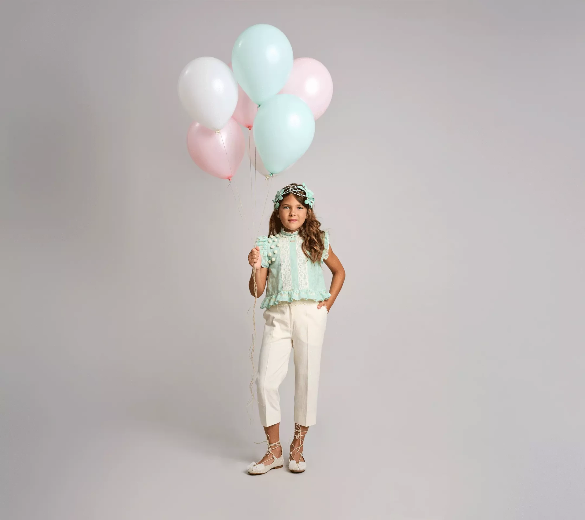 MENTA_0000s_0004_MENTA_05_ROSA_1