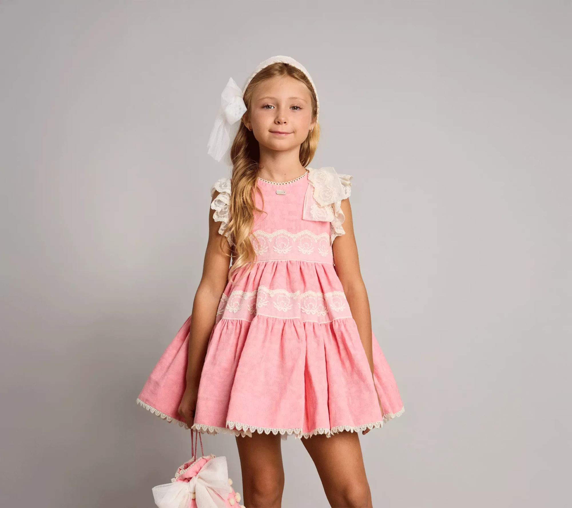 MENTA_0000s_0007_MENTA_02_ROSA_1