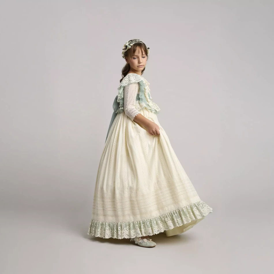 PLANTILLA_0000s_0003_JULIETA-VERDE-1.2