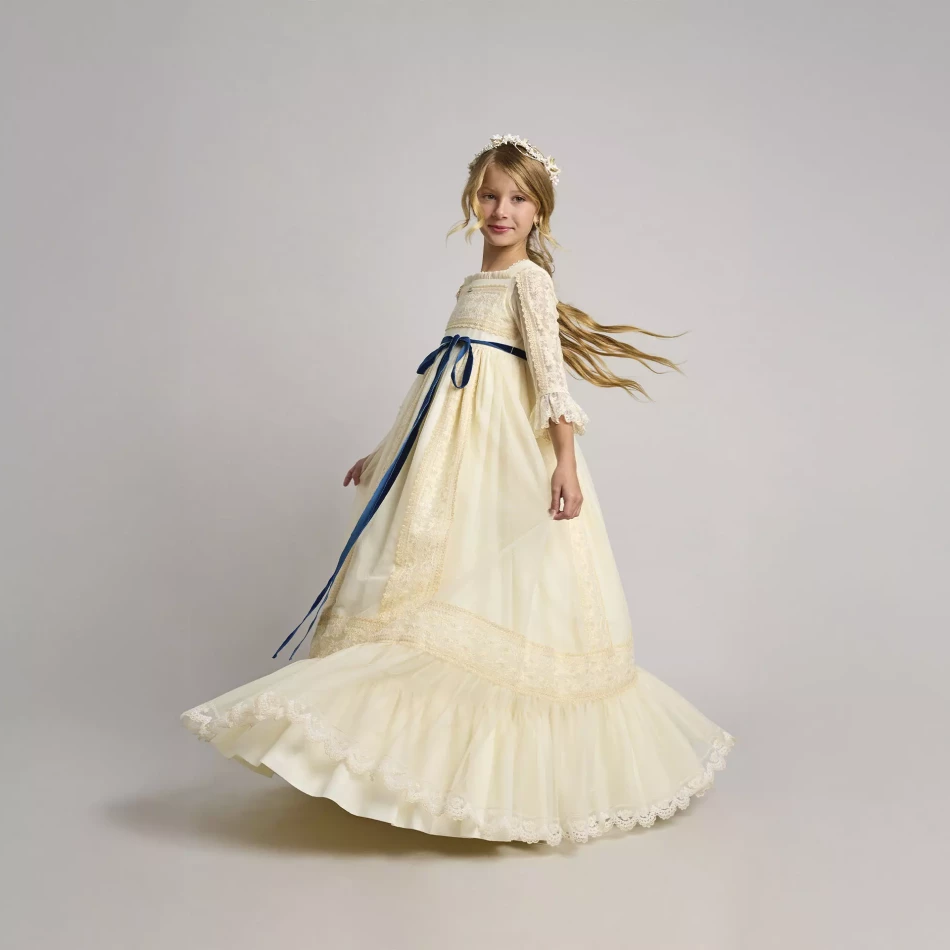 PLANTILLA_0000s_0020_LUCIA-1.3