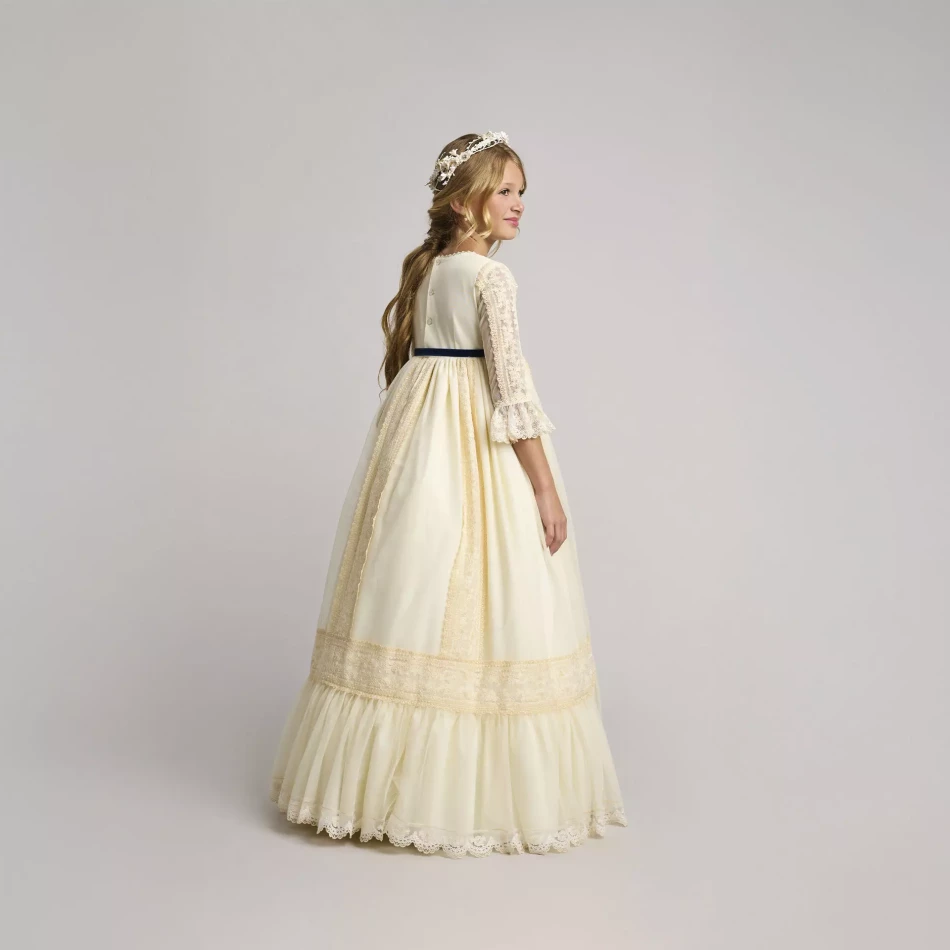 PLANTILLA_0000s_0021_LUCIA-1.2