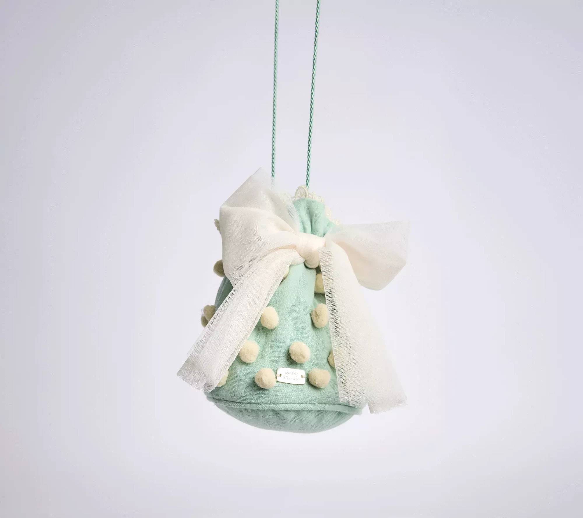 ANITA_06_0000s_0000_BOMBONERA_ANITA_VERDE