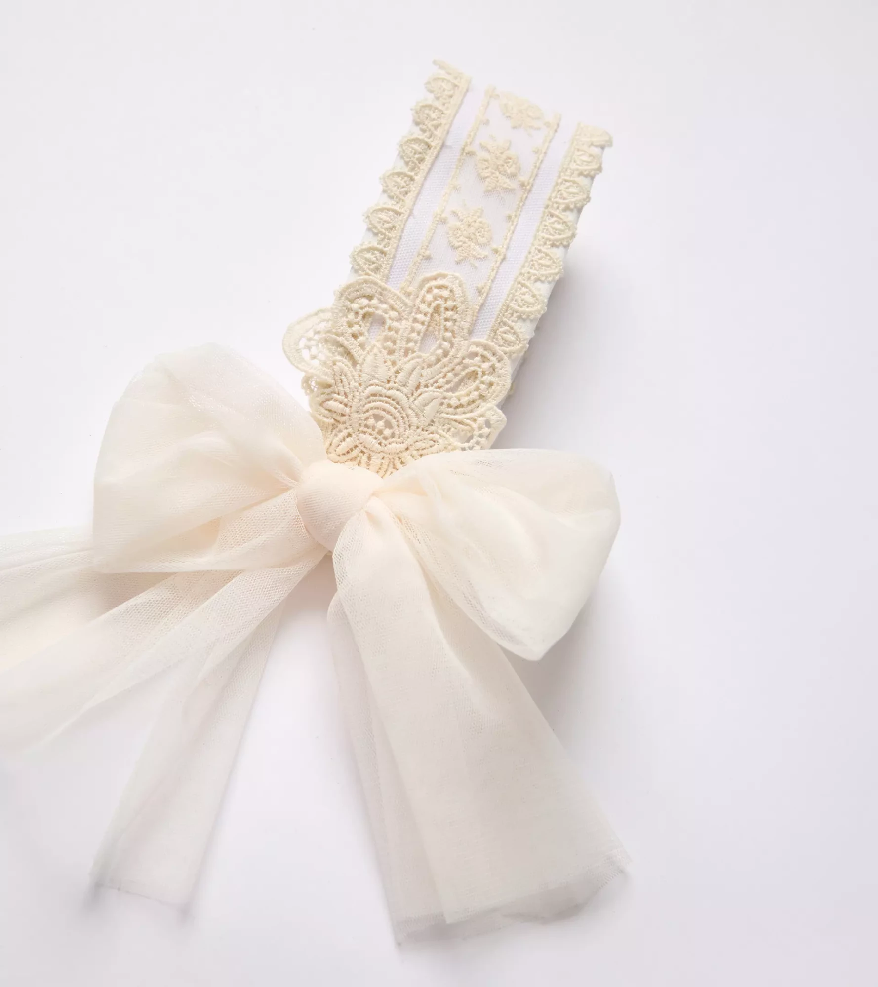 COLECCION-OTOÑO_INVIERNO-2025_0004s_0000_TIARA ANA 04