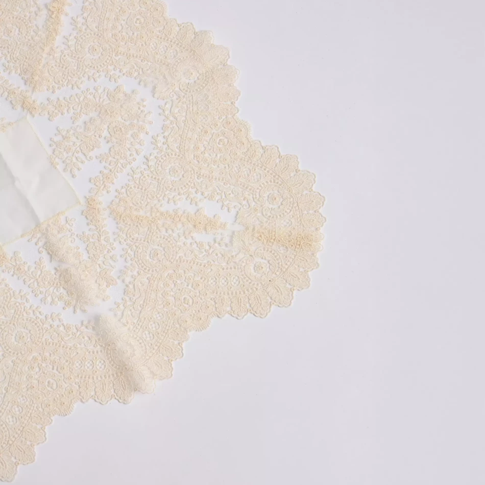 COLECCION-OTOÑO_INVIERNO-2025_0005s_0001_PAÑUELO ESTRELLA BEIGE_1.2