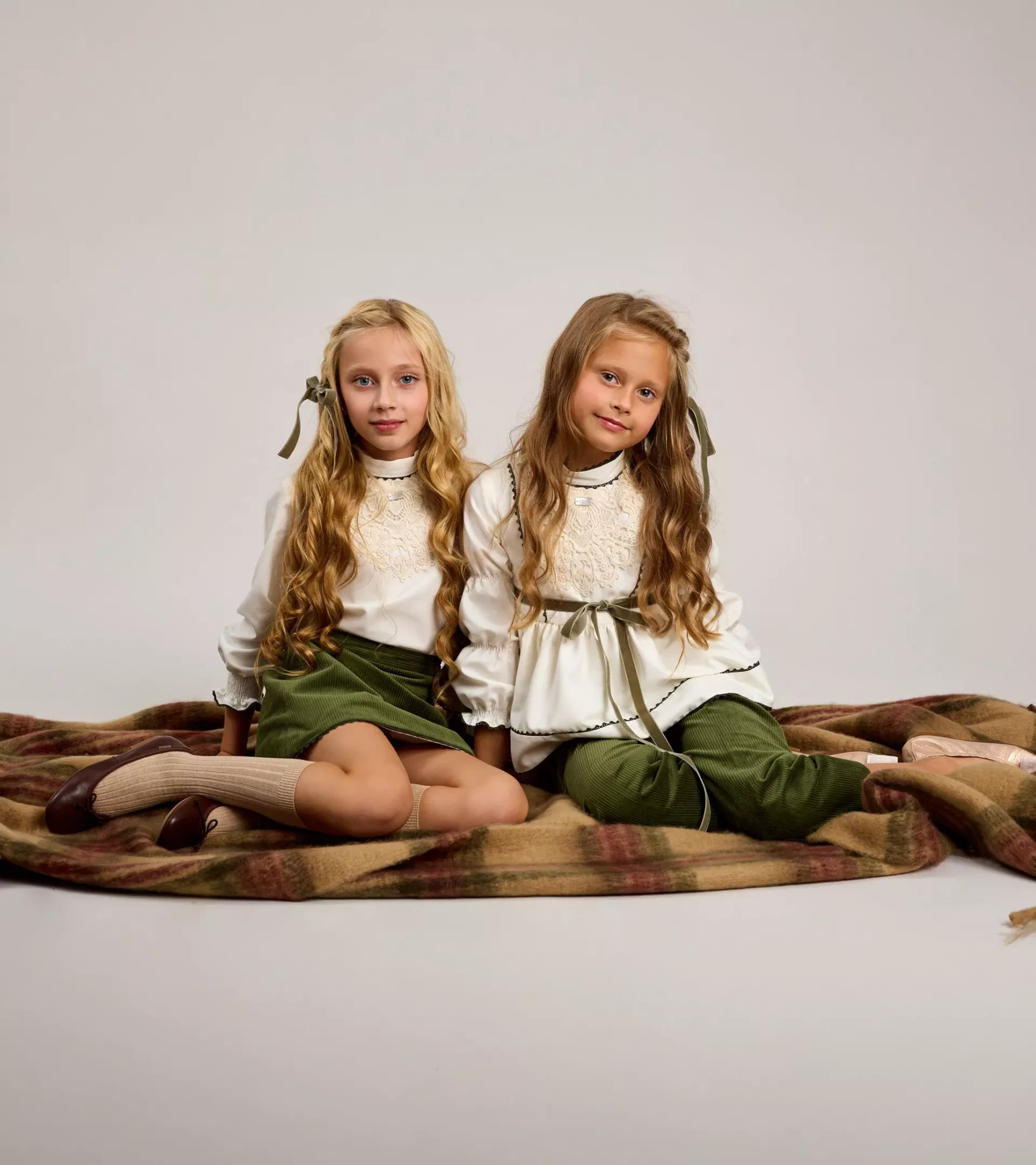 COLECCION-OTOÑO_INVIERNO-2025_0033s_0002_ASPEN 05 CUELLO REDONDO_1.4