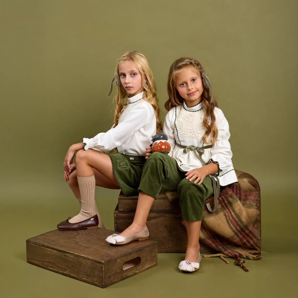 COLECCION-OTOÑO_INVIERNO-2025_0033s_0003_ASPEN 05 CUELLO REDONDO_1.3