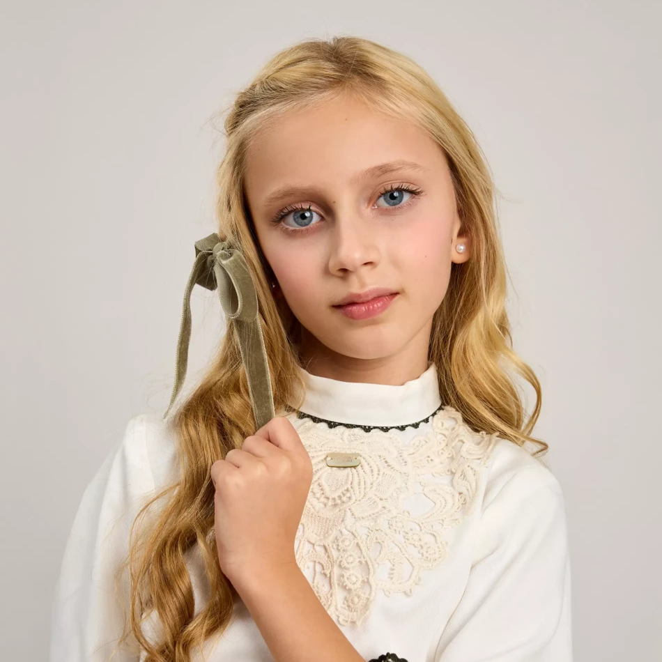 COLECCION-OTOÑO_INVIERNO-2025_0033s_0004_ASPEN 05 CUELLO REDONDO_1.2