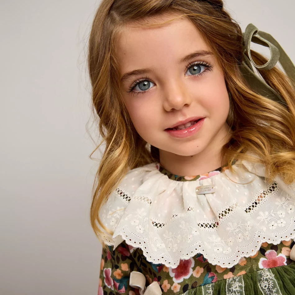 COLECCION-OTOÑO_INVIERNO-2025_0041s_0003_ASPEN 01 CUELLO REDONDO_1.4