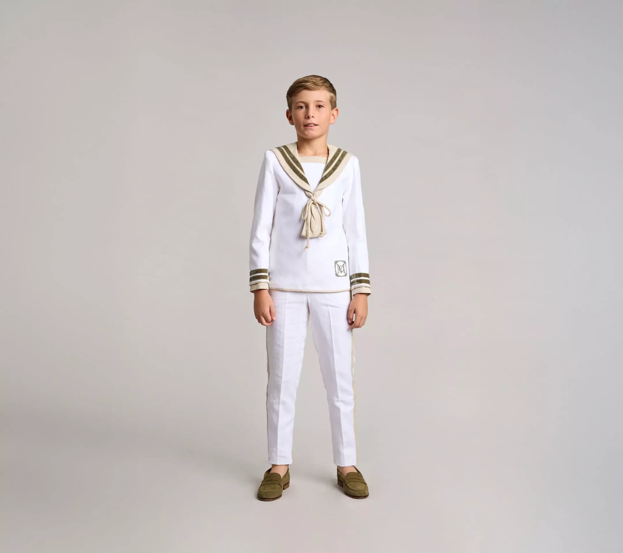 COMUNION_NIÑO_0015_OSCAR_01_BK_1