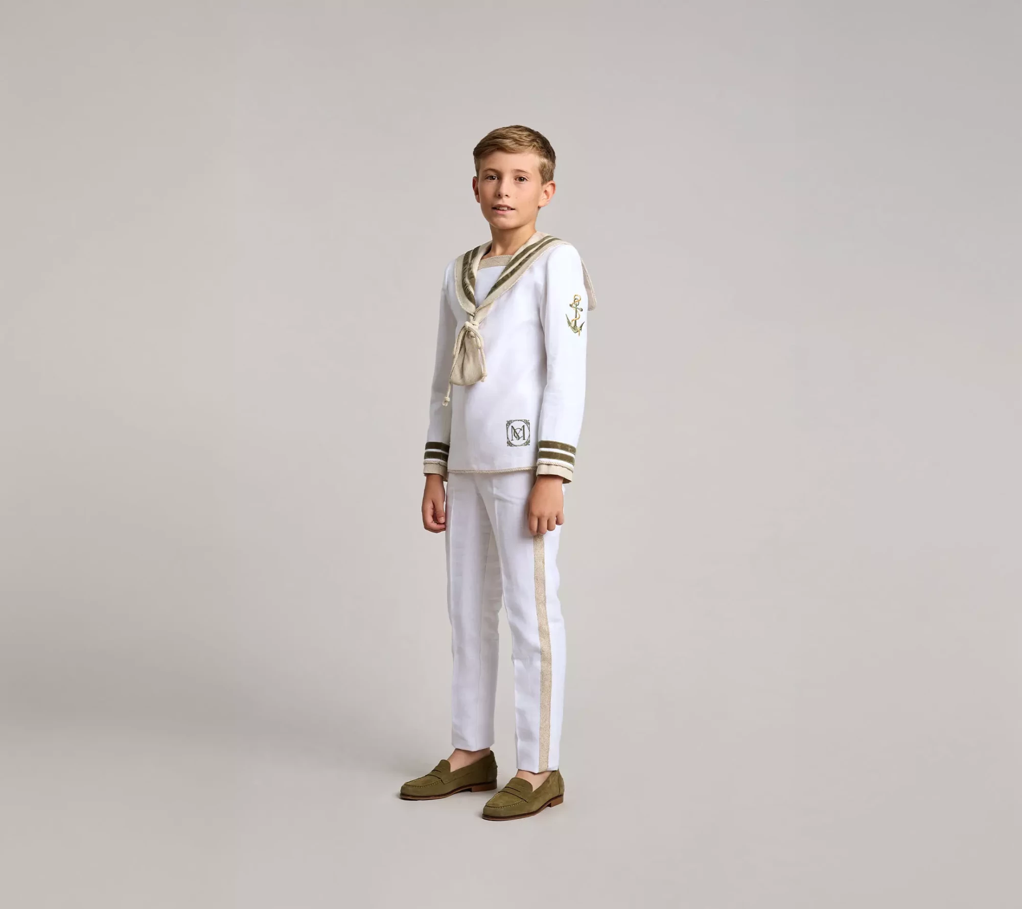 COMUNION_NIÑO_0016_OSCAR_01_BK_1.2