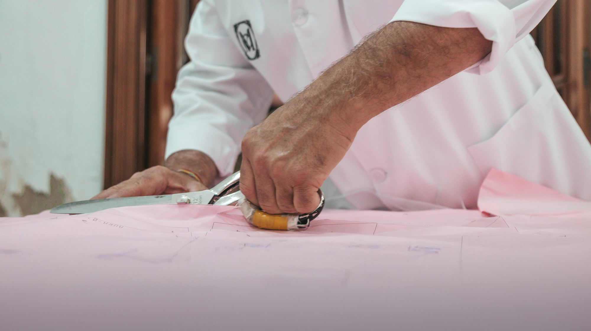 personalizatutraje_portada-scaled